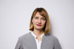 Sanja Petek Mujačić, Spring+shift