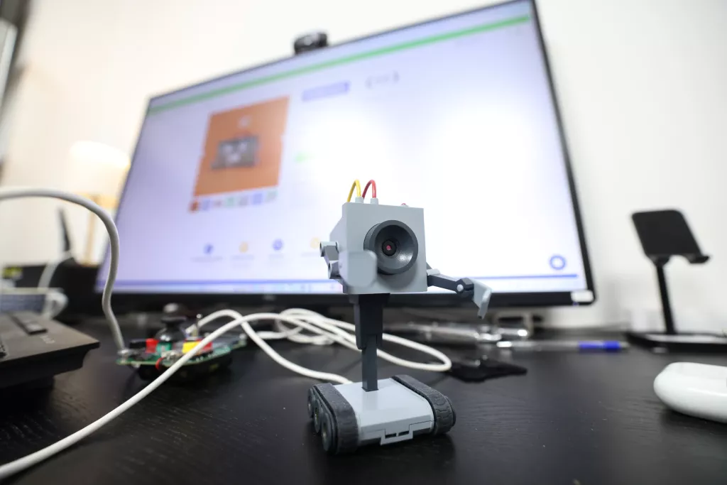 Tvornica igračaka CircuitMess.