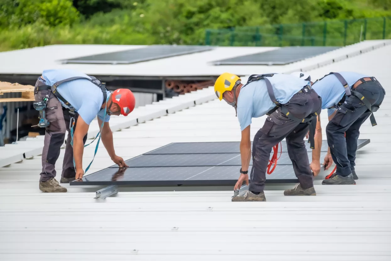 ZIV-Tica, postavljanje solarnih panela