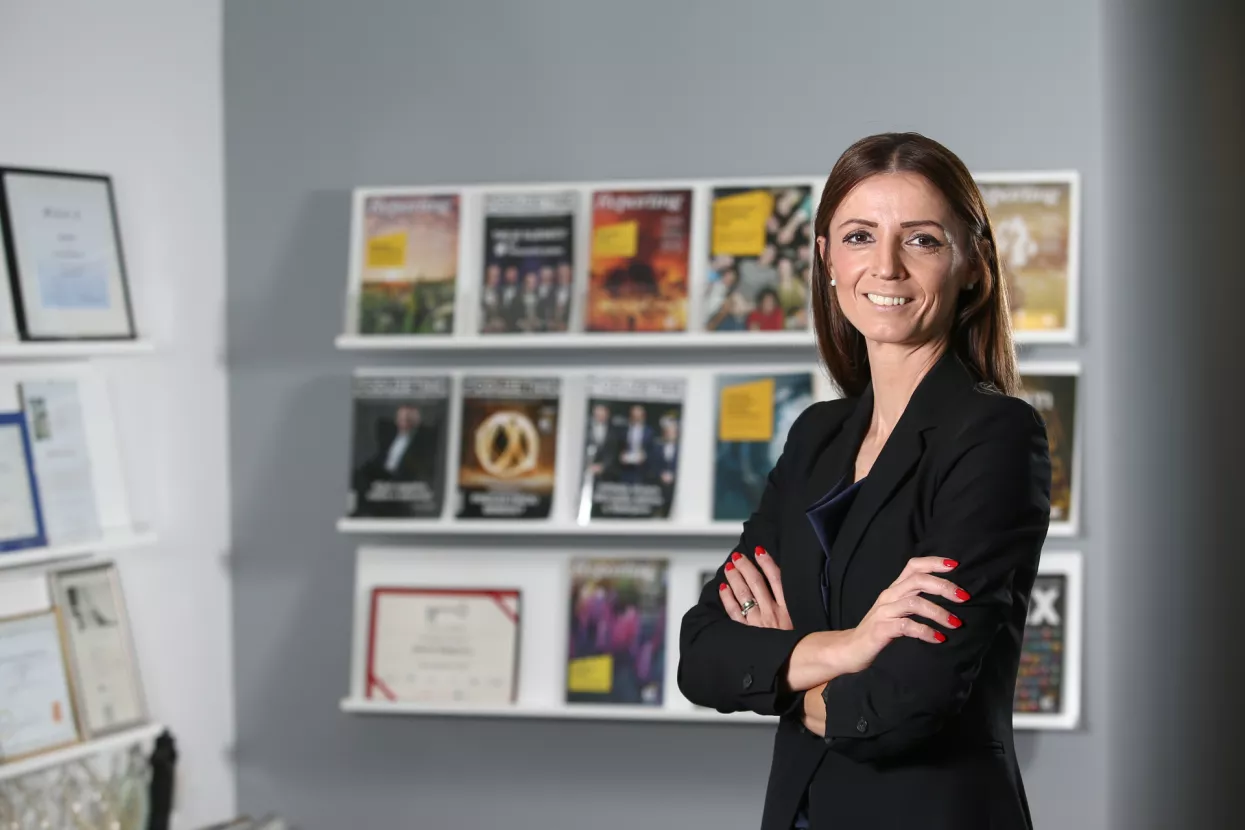 Ivana Krajinović, EY