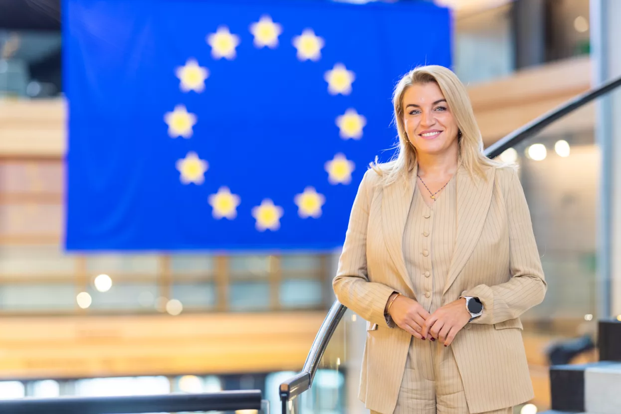 Nikolina Brnjac, Europski parlament