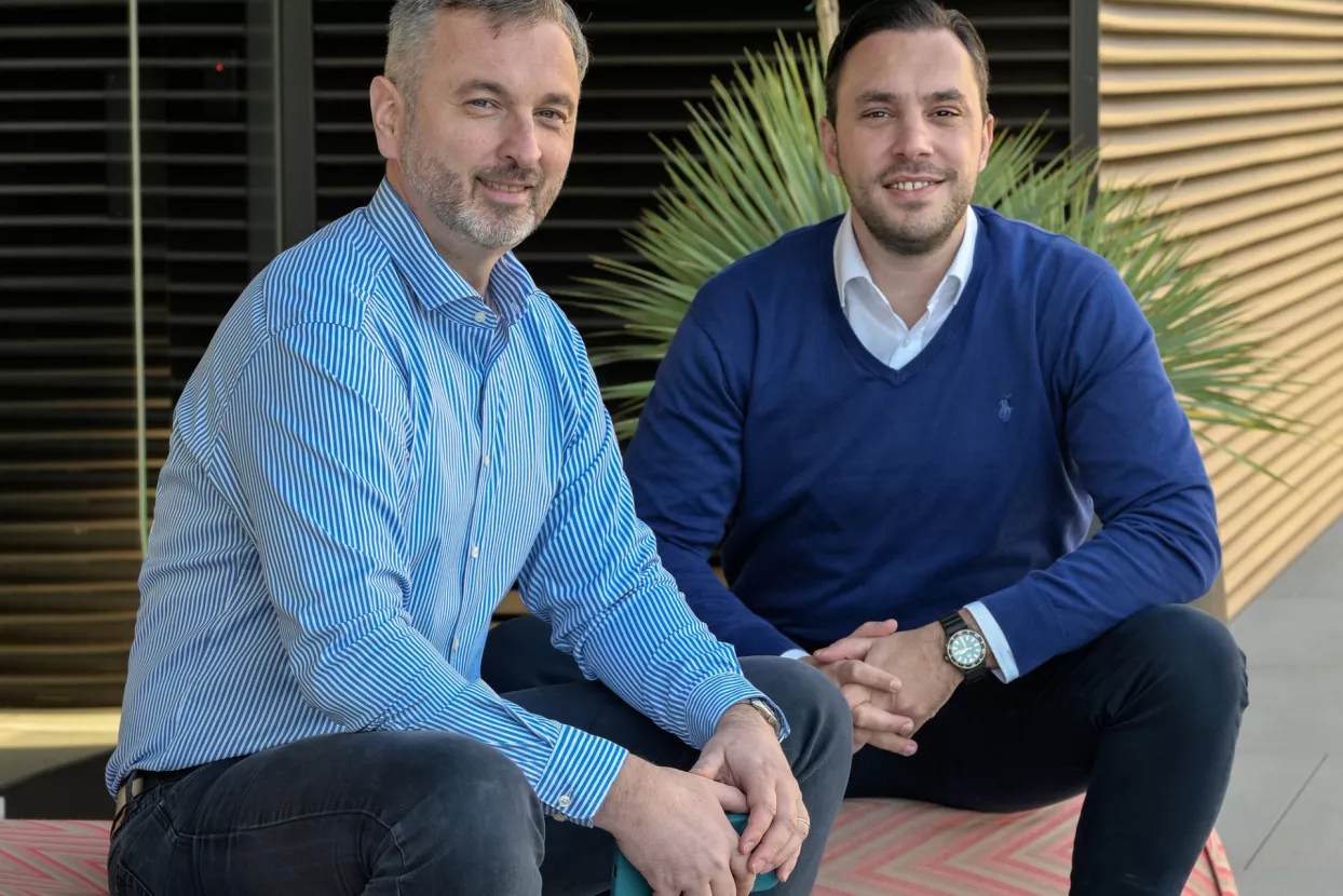 Vanja Horvat i Matija mirković, Profesio