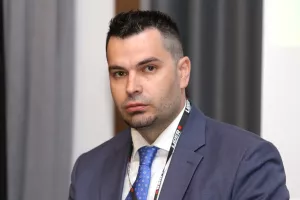 G.R.I.D. FORUM, Robert Blažinović