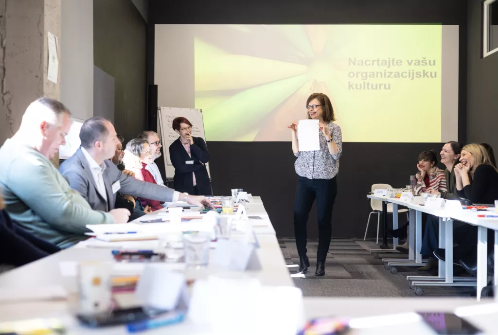 Edukacija: Kompanijska kultura.Nina butić Ivanović