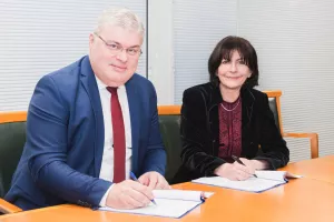 Goran Kraljević, predsjednik Uprave HT-a Mostar i Gordana Kovačević, predsjednica Ericssona Nikole Tesle