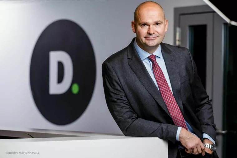 Damir Vukotić, Deloitte