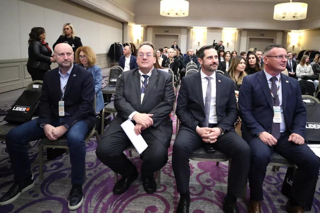 Održivi turizam. Željko Kolar, Norbert Eschborn, Tonči Glavina i Danijel Marušić