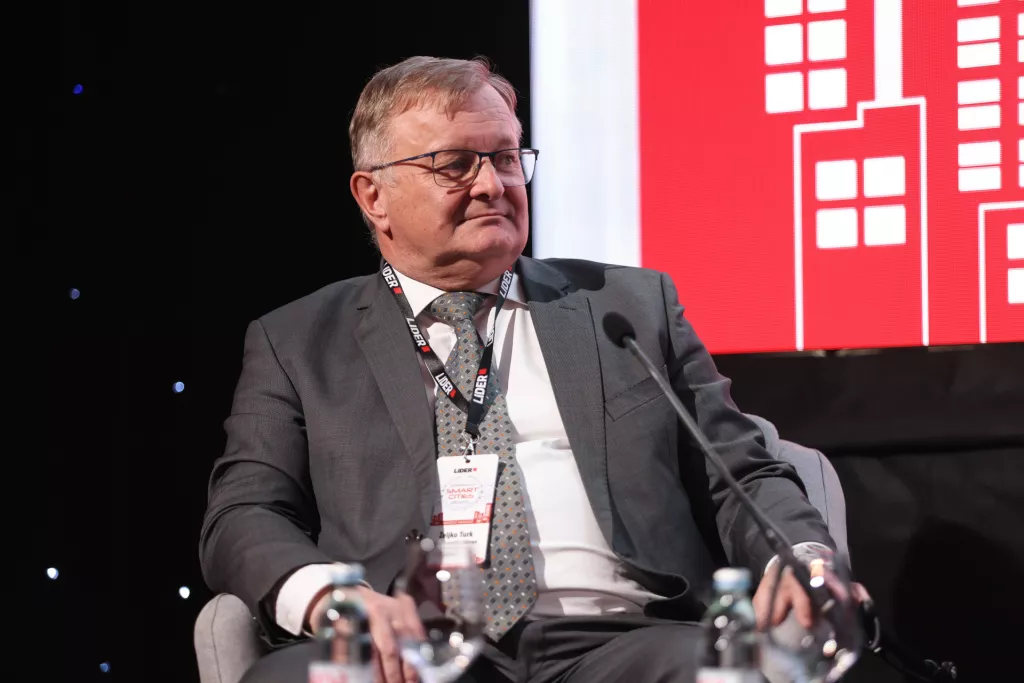 Smart cities 2025.Panel:Urbanizam i priuštivo stanovanje.Željko Turk