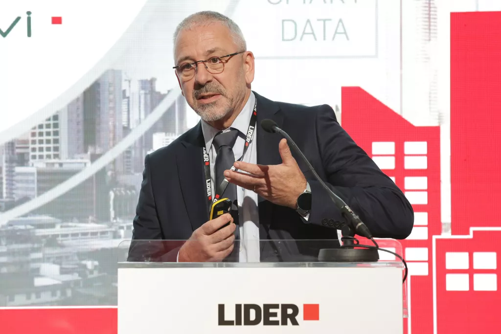 Smart Cities 2025. Nino Spina