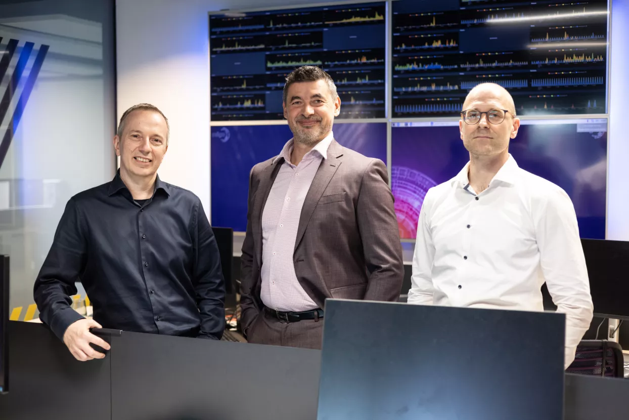 Bojan Ždrnja, Hrvoje Šegudović,Saša Jušić. Tvrtka Infigo IS.