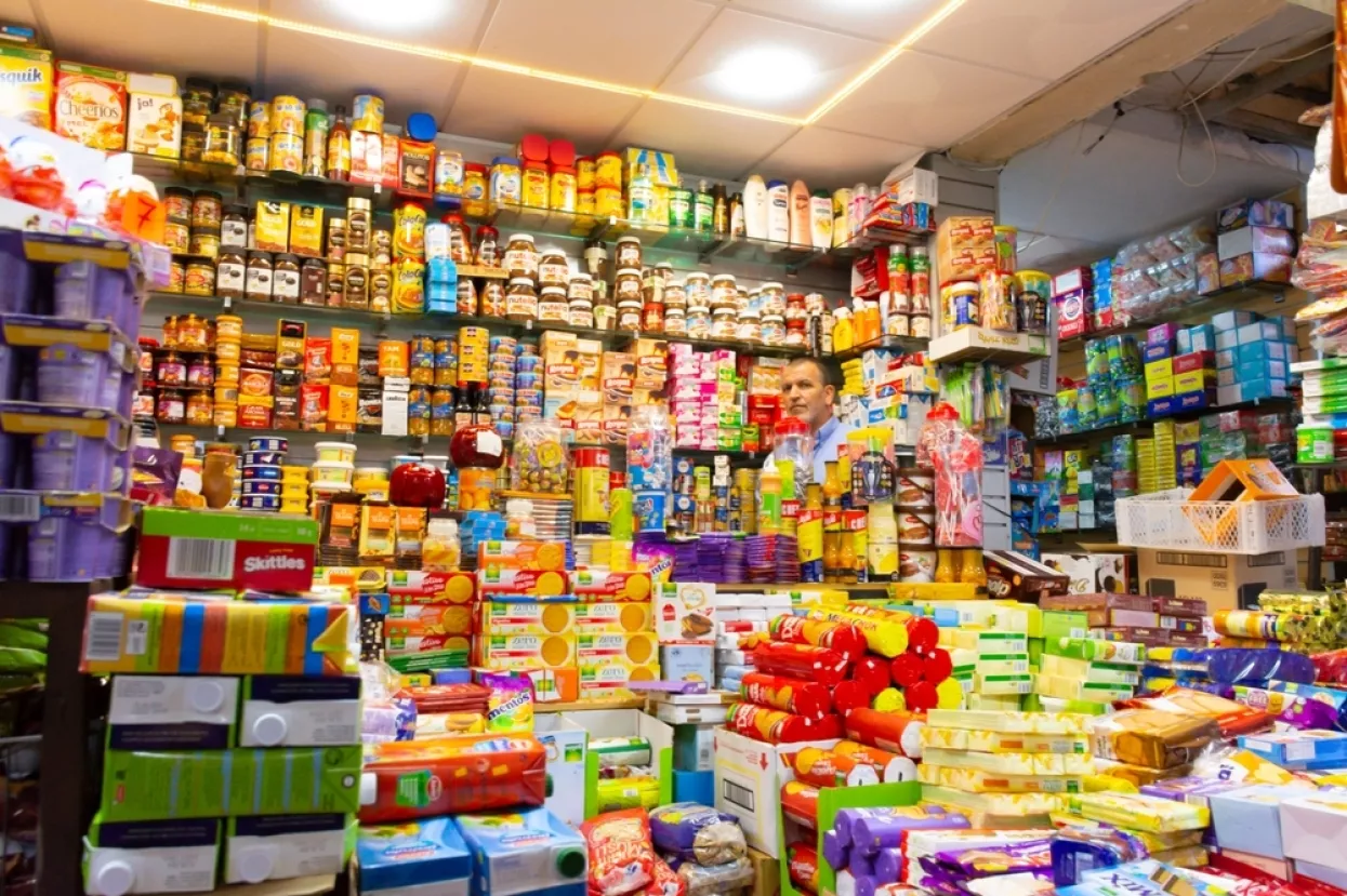 Tangier, Morocco. October 16th, 2022 - Food store in the central market in the medina, mali trgovci, mali trgovac, mala trgovina, male trgovine, small business, mali biznis