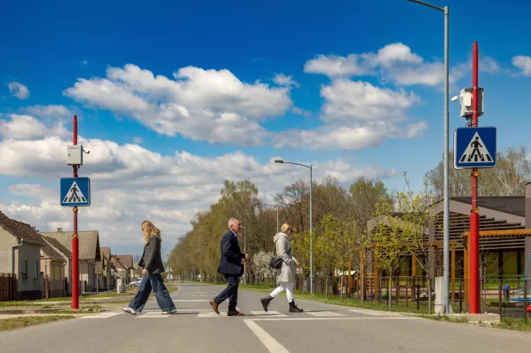 Pametni pješački prijelaz, Općina Semeljci