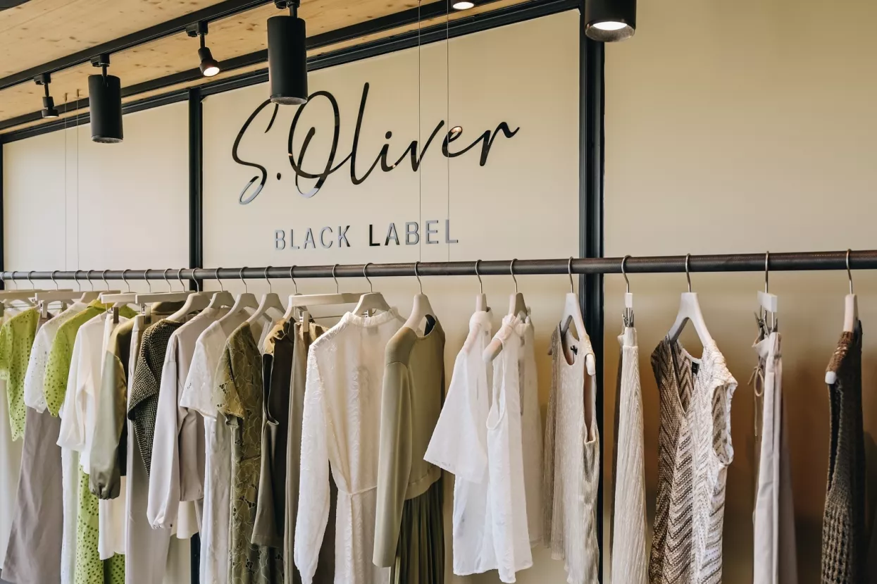s.Oliver pop-up