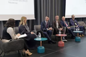 Energetska budućnost Hrvatske 2025. Okrugli stol 1: Gordana Gelenčer, Jasmina Horvat Martinović, Dražen Jakšić, Ivan Paić, Leo Prelec i Vladislav Veselica