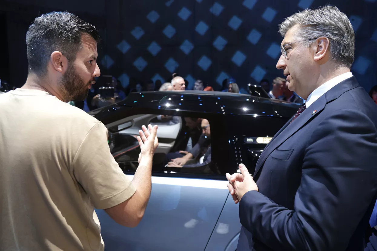 Mate Rimac i Andrej Plenković