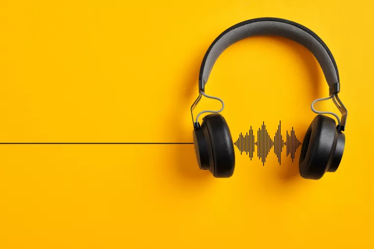 podcast, slušalice, medij