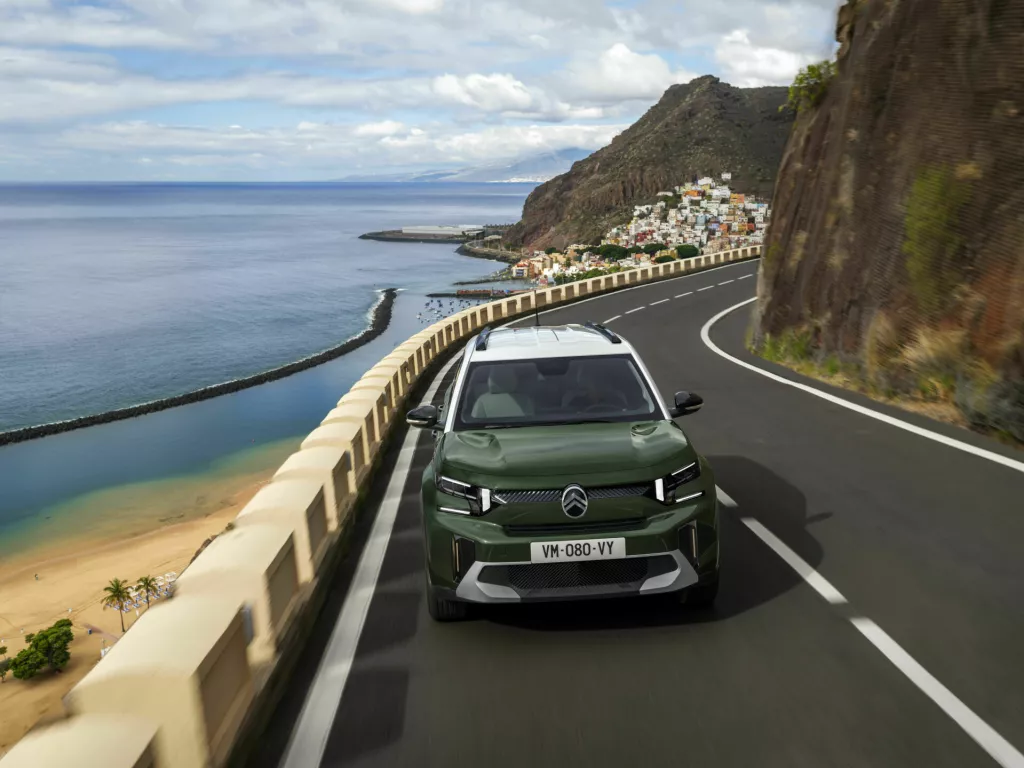 copyright Anatol Gottfried @ Continental Productions