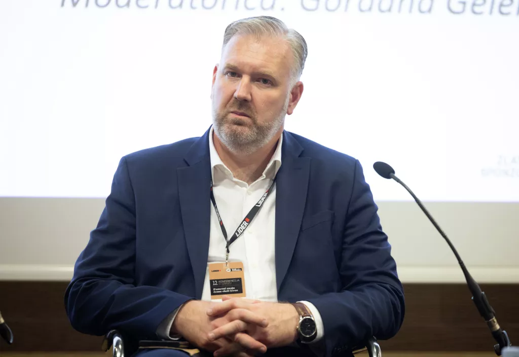 12. Konferencija o izvozu- Pametni znaju čemu služi izvoz.Razgovor: Financijska podrška izvoznicima nije problem, ali za koga i kojoj namjeri?Alan Herjavec