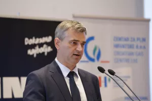 OKRUGLI STOL"Uloga prirodnog plina u prometu danas" povodom "Blue Corridor Rally 2019"Dalibor Pudić