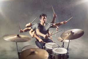 Uvijek vruće direktorsko mjesto: Jedna glava, a više šešira