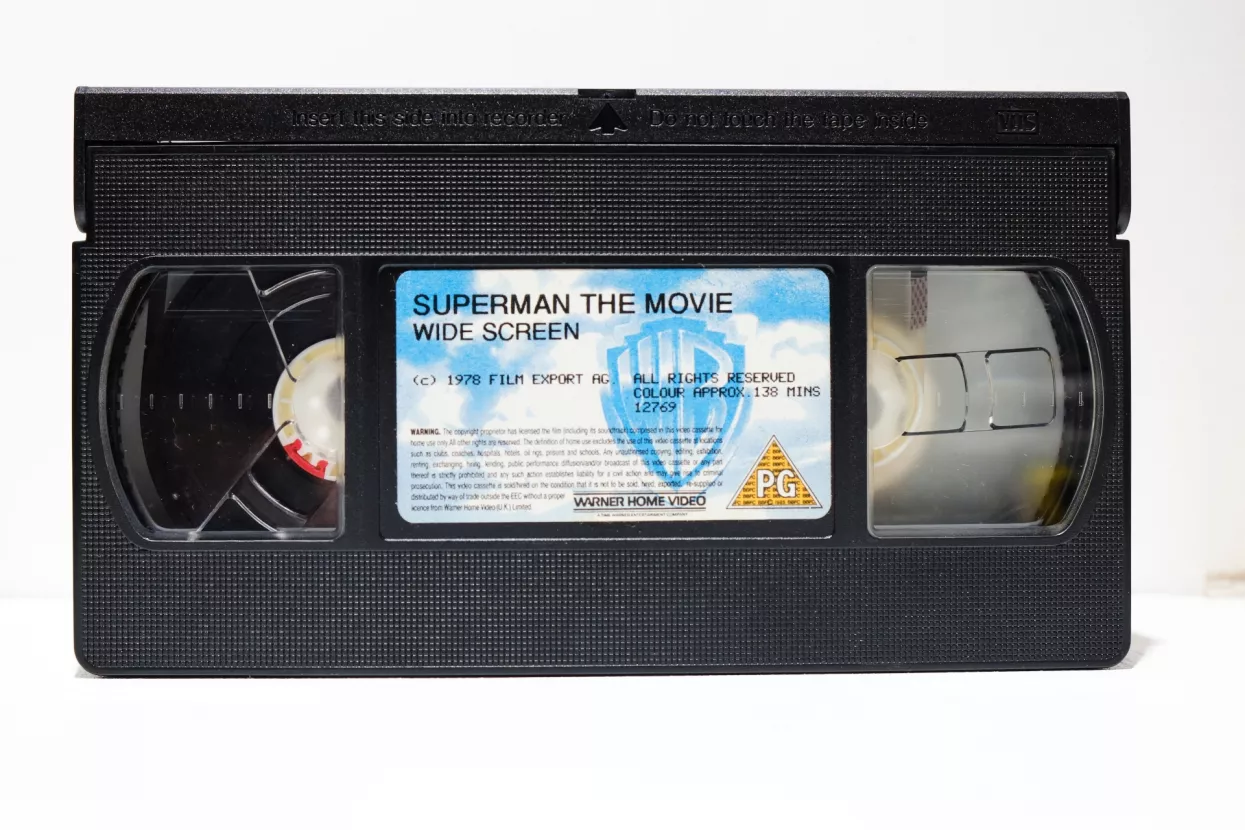 vhs, superman, kultura reciklaže