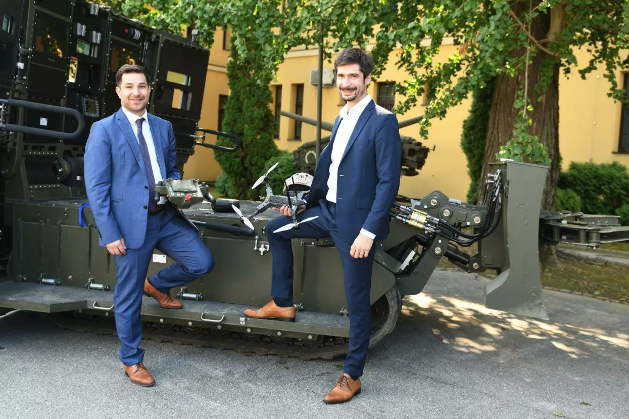 Gordan Pešići Ivan Jelušić