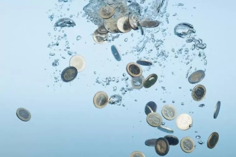 Rizik kao i kod svakog ulaganja postoji, no prema trenutačnim podacima isplati se uložiti u vodu, bilo preko pojedinačnih dionica, dioničkih fondova te burzovno utrživih fondova - ETF –ova 