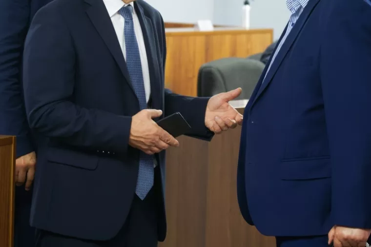 Zakon o lobiranju, lobiranje, lobisti, lobby, dogovori, pregovori, nagovaranje, utjecaj