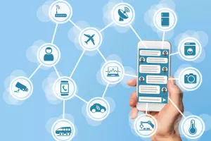 Upogonjena je umjetna inteligencija (AI) za poticanje prodaje i povećanje korisničkog iskustva, ali neki brendovi i dalje drže ljudske prodajne pomoćnike kako bi komunikaciju učinili osobnijom. No sve se odigrava putem interneta. Novi komunikacijski alati brzo odgovoraju na upite kupaca koji jednostavno pronalaze ono &scaron;to im treba i olak&scaron;avaju transakcije