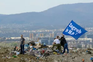 Jaku&scaron;evac, youtube