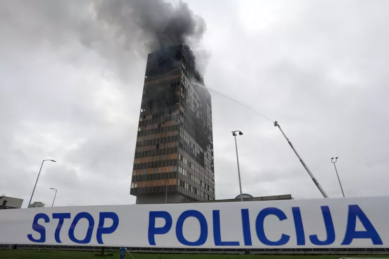 Požar u Vjesnikovom neboderu