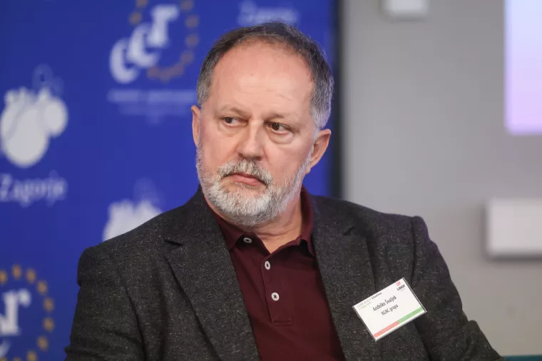 Lider invest Krapina.Panel rasprava: Hrvatska kao investicijska destinacija- kako ostati konkurentan.Anđelko &Scaron;valjek.