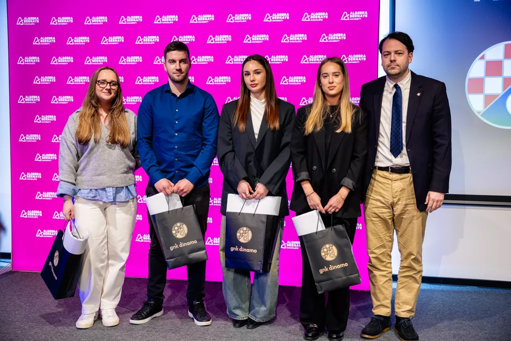 SAB Dinamo final pitch