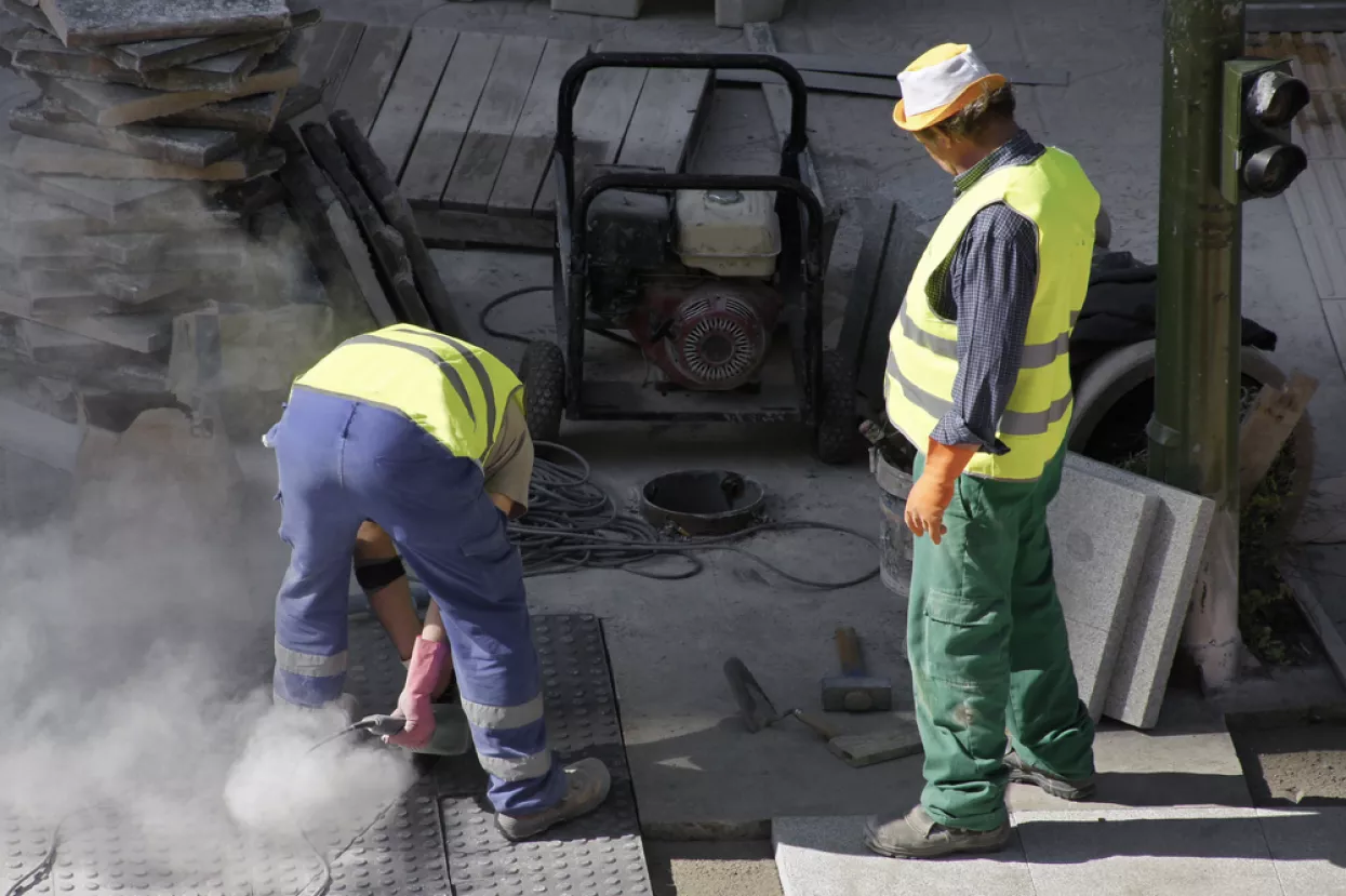 strani radnici, građevina, radnici u građevini, građevinarci, bau&scaron;telci