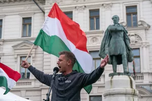 P&eacute;ter Magyar