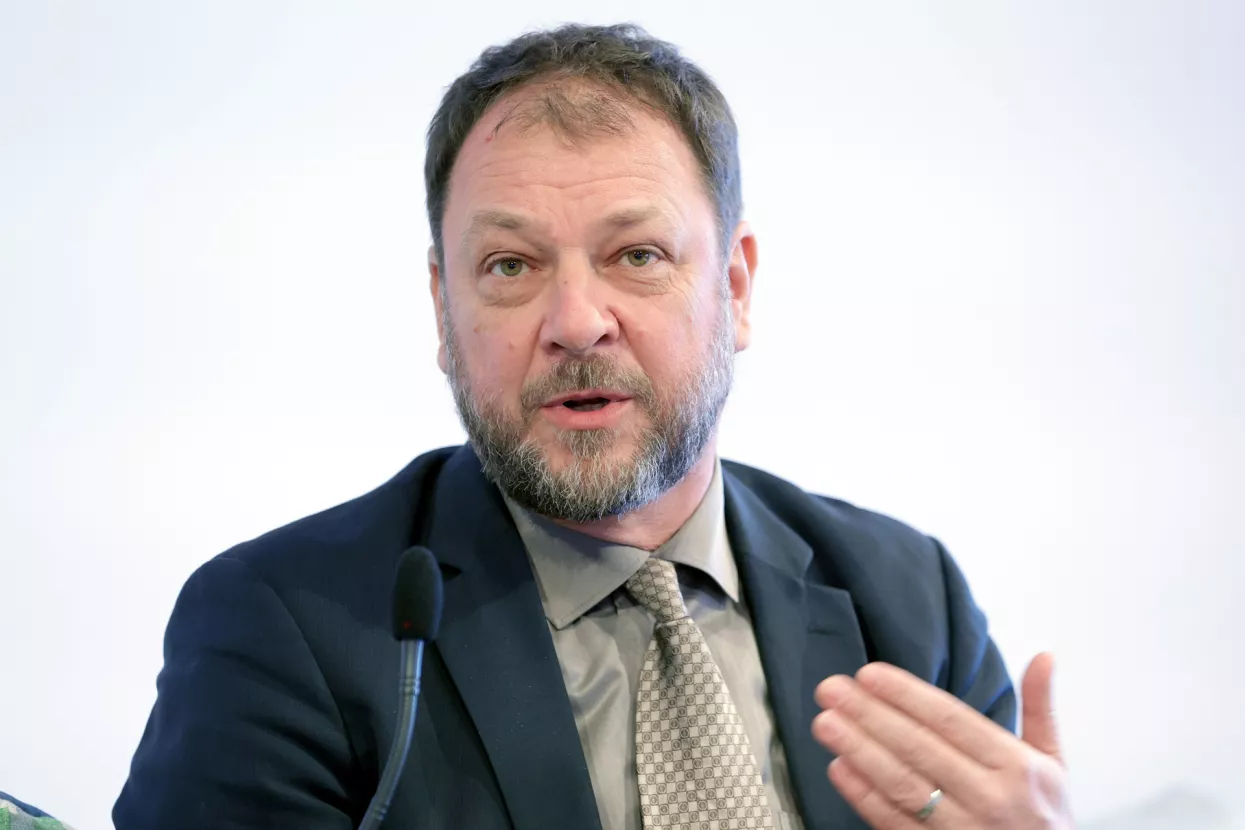 48 SATI 2024. Okrugli stol "Pretpostavke efikasnog modela priu&scaron;tivog stanovanja i upravljanja nekretninama" Vlatko Roland