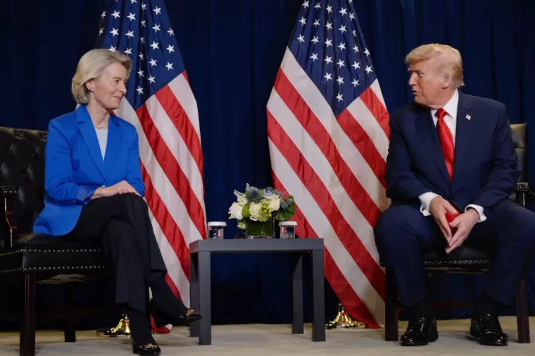Donald Trump i Ursula von der Leyen 