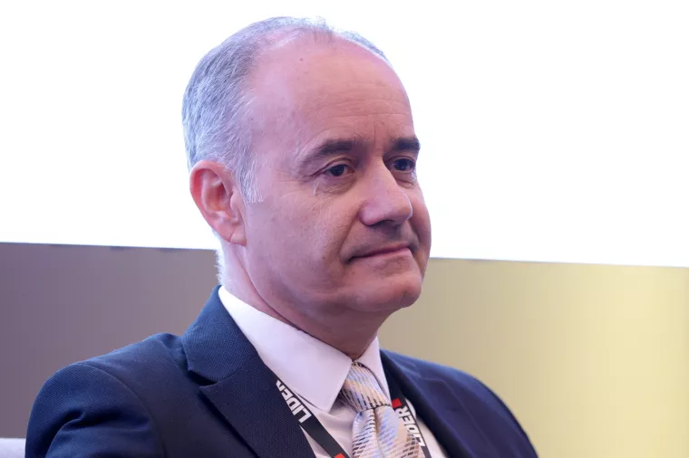 48 sati 2025. Okrugli stol Pametna javna nabava: Mićo Ljubenko