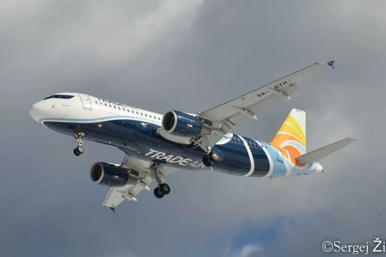 Trade Air - avion